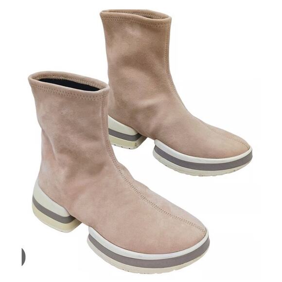 Stuart Weitzman Beige Suede Boots New. Unworn. Sz Us 9 SW 612 - Picture 1 of 8